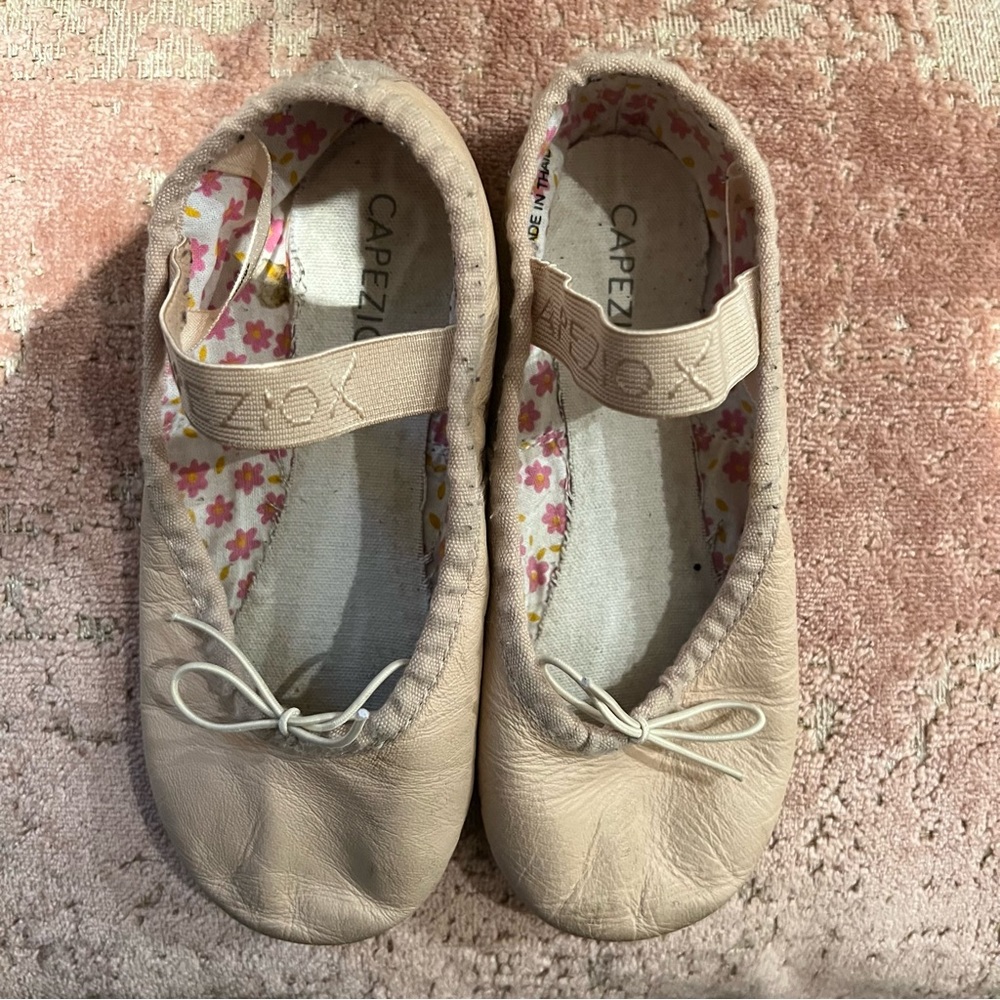 Ballet shoes